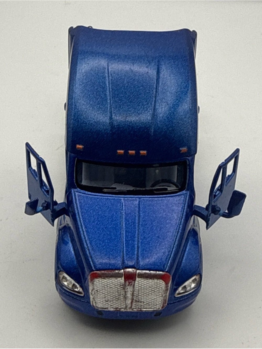 Kenworth T700 1:68 Scale Kinsmart Blue Diecast Model Truck Opening Doors Toy